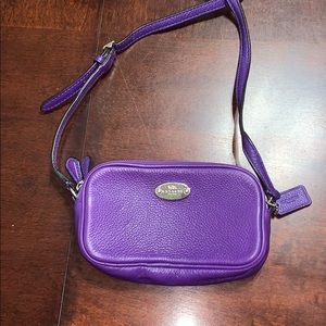 EUC COACH crossbody clutch